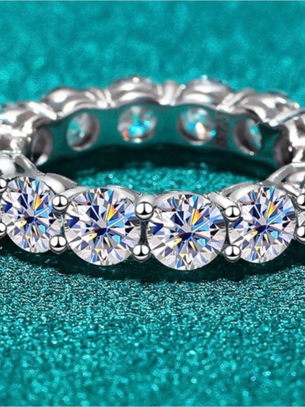 Certified 6~8 ct. t.w. 5mm
Moissanite Diamond Full Eternity Band Ring NEW